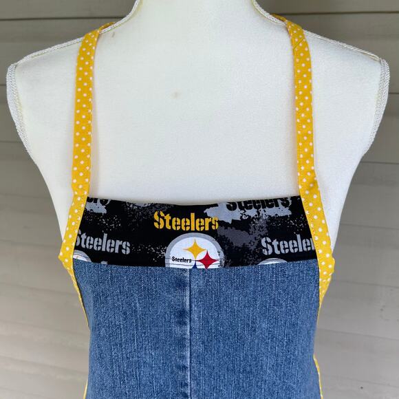 Handmade NFL Steelers Apron Recycled Denim Pockets - Picture 2 of 6